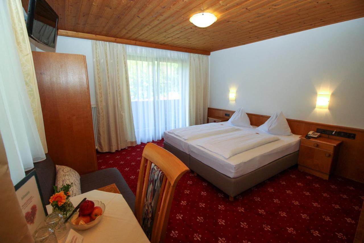 Hotel Gasthof Krahlehenhof フィルツモース エクステリア 写真